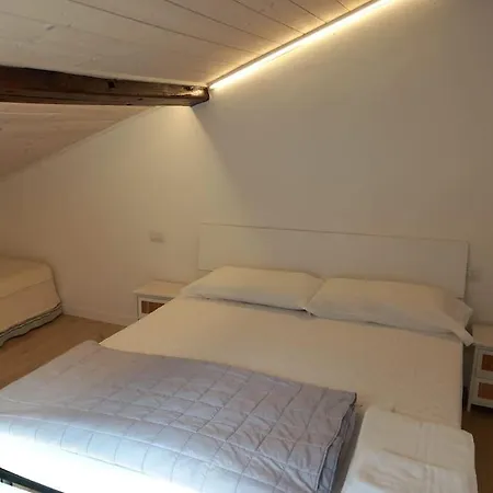 Apartament Downtown Roof Como