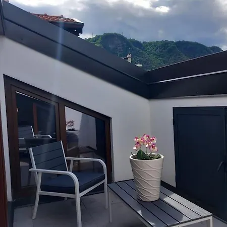 Downtown Roof Апартаменты Комо